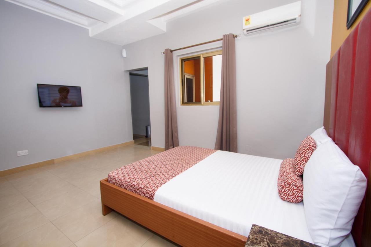 Prestige Suites 阿克拉 外观 照片